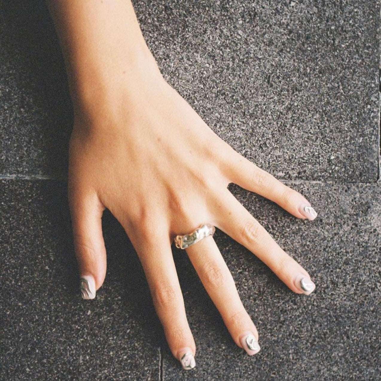 YOUNGYSI CHUNKY RING - Lisa Lankes