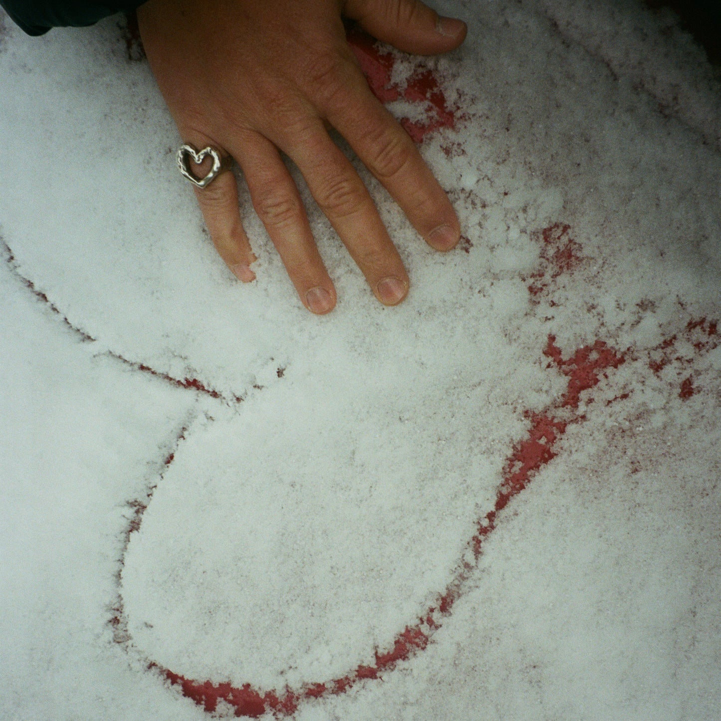 MELTED HEART RING