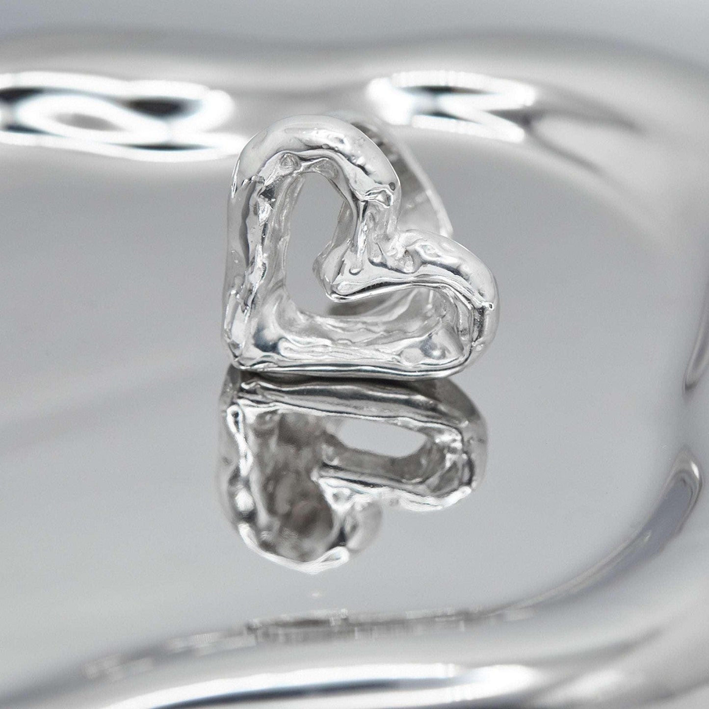 MELTED HEART RING - Lisa Lankes